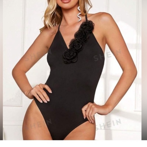 SHEIN Privé 1pc Stereo Flower Halter Neck Backless Bodysuit size L new - Picture 5 of 16
